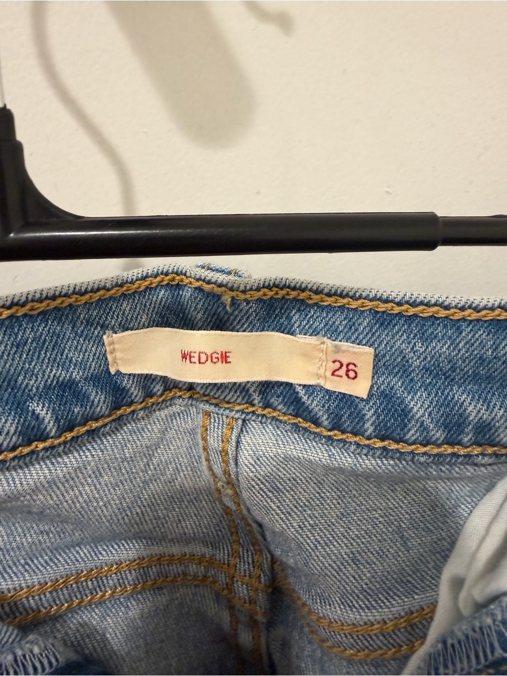 Levi’s Wedgie Light Blue Jeans - Picture 2 of 3